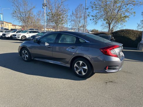 Used 2019 Honda Civic LX image 4