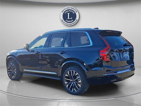 New 2026 Volvo XC90 T8 Plus image 3
