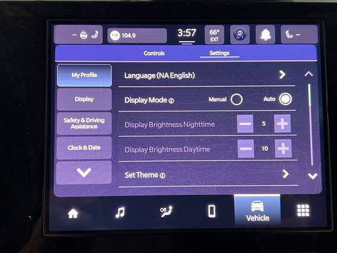 Used 2025 Jeep Grand Cherokee Altitude image 51