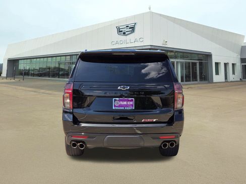 Used 2024 Chevrolet Suburban RST w/ Sport Performance Package AWD/4WD image 5