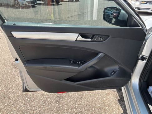 Used 2013 Volkswagen Passat TDI SE FWD image 14