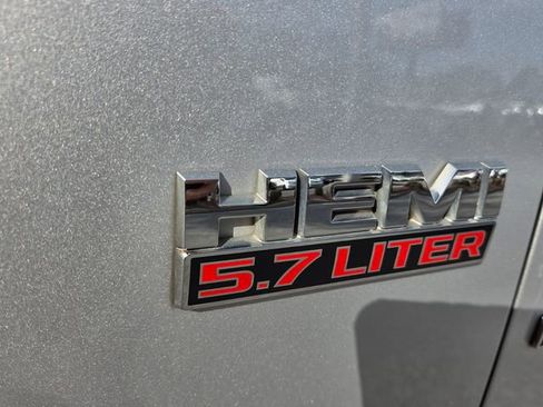 Used 2019 RAM 1500 Big Horn image 9