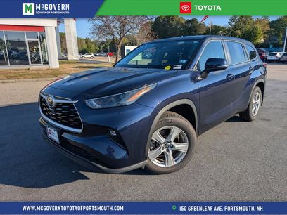 Used 2024 Toyota Highlander LE