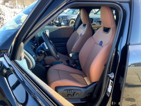 Used 2025 MINI Cooper Countryman S w/ Comfort Package Max image 8