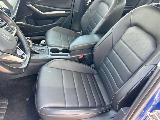 Used 2024 Volkswagen Jetta SE FWD image 25