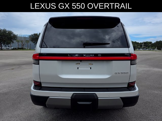 Used 2024 Lexus GX 550 AWD/4WD image 4