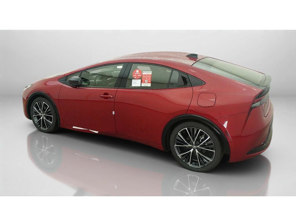New 2027 Toyota Prius XLE FWD image 4