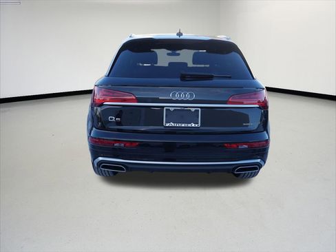 Certified 2023 Audi Q5 2.0T Premium w/ Convenience Package image 4