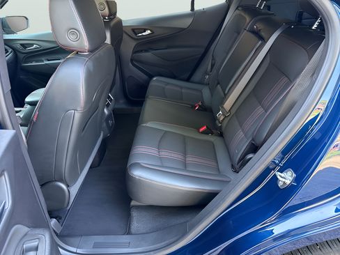 Used 2023 Chevrolet Equinox RS AWD/4WD image 9