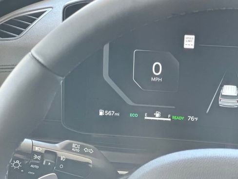 New 2025 Kia Carnival SX Prestige image 26