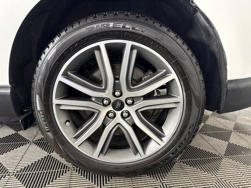 Used 2024 Ford Edge Titanium w/ Equipment Group 301A AWD/4WD image 13