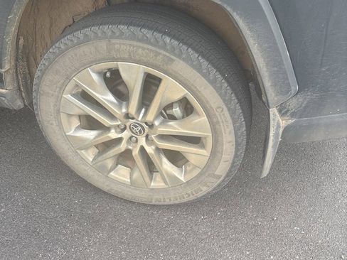 Used 2023 Toyota RAV4 Limited w/ Limited Grade Weather Package image 5