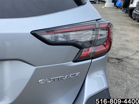 Used 2025 Subaru Outback Premium w/ Popular Package #1 image 32