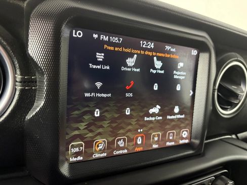 Used 2023 Jeep Wrangler Unlimited Sahara w/ Cold Weather Group AWD/4WD image 25