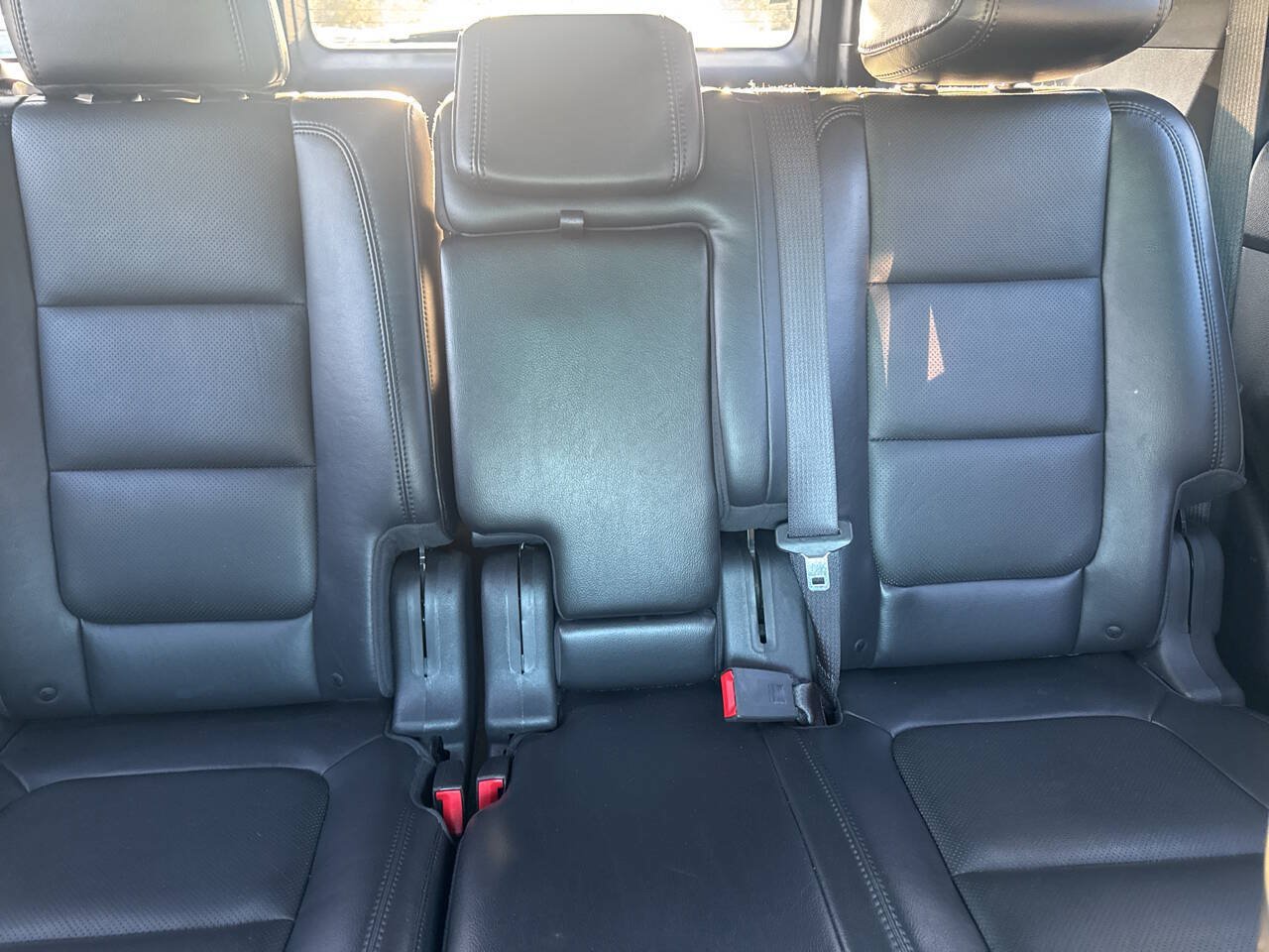 Used 2011 Ford Explorer Limited w/ 301A Rapid Spec Order Code AWD/4WD image 23