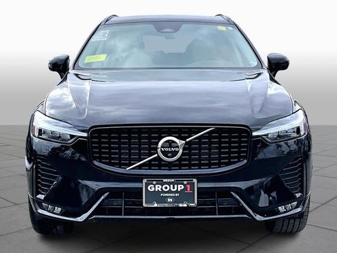 Certified 2023 Volvo XC60 B5 Plus w/ Protection Package Premier image 4
