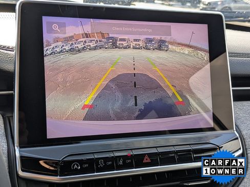 Used 2024 Jeep Compass Latitude image 22