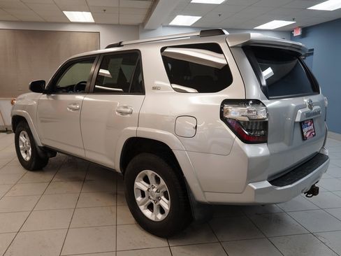 Used 2019 Toyota 4Runner SR5 image 11