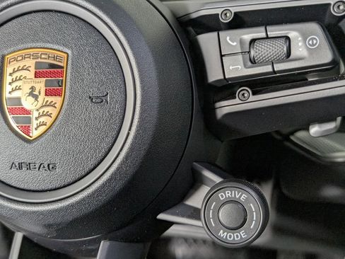 New 2026 Porsche Cayenne Coupe image 40