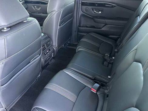 Certified 2025 Honda Pilot EX-L image 12