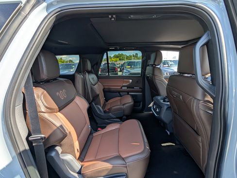 New 2025 Ford Expedition Max King Ranch image 9