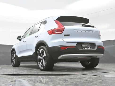 Used 2025 Volvo XC40 B5 Plus AWD/4WD image 25