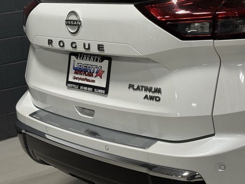 New 2026 Nissan Rogue Platinum w/ Platinum Premium Package AWD/4WD image 16