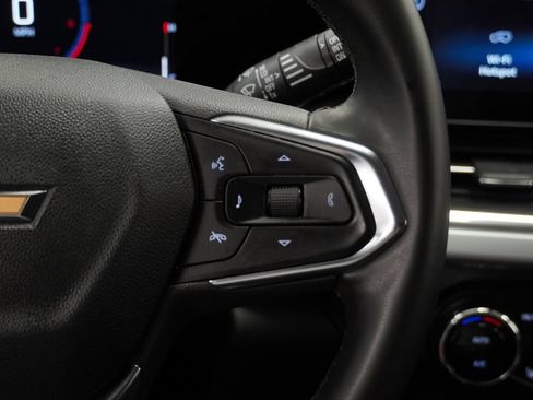 Used 2024 Chevrolet Trax LT w/ Driver Confidence Package FWD image 22