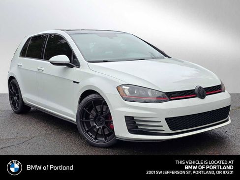 Used 2017 Volkswagen GTI SE image 1
