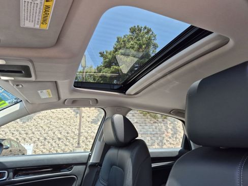 Used 2024 Honda Civic EX-L image 14