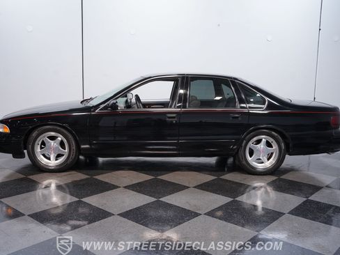Used 1995 Chevrolet Impala SS RWD image 2