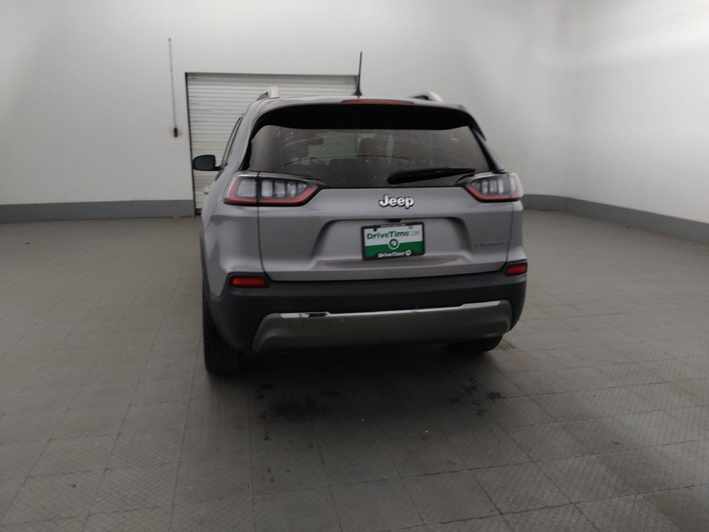 Used 2019 Jeep Cherokee Limited FWD image 6