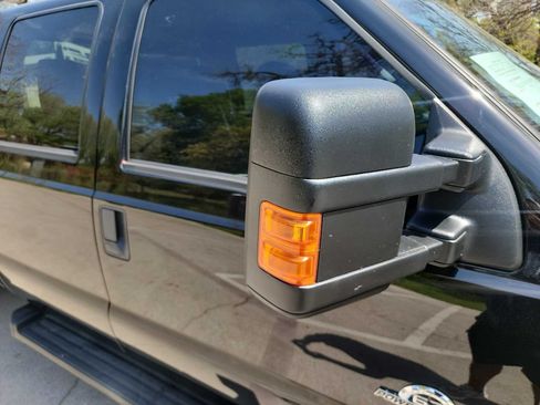 Used 2016 Ford F350 XLT w/ XLT Interior Package AWD/4WD image 16