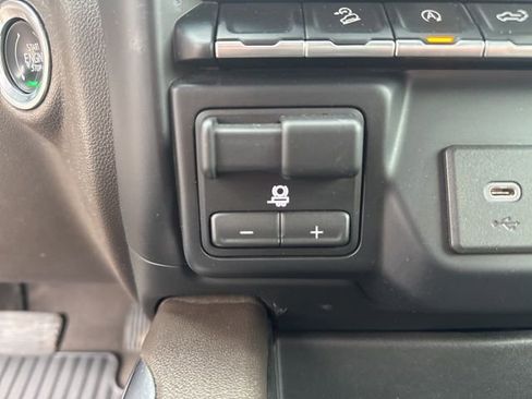 Used 2019 Chevrolet Silverado 1500 RST image 31