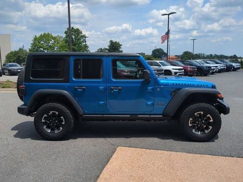 Used 2024 Jeep Wrangler Unlimited Rubicon 4xe AWD/4WD image 3