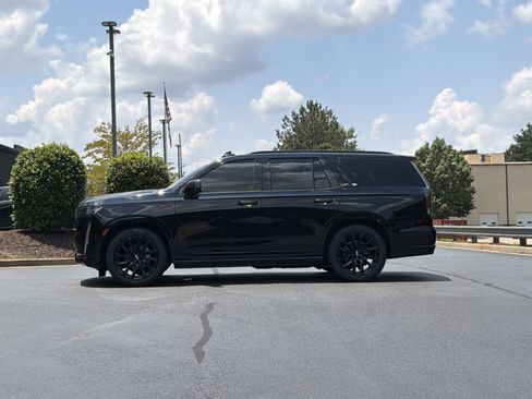 Used 2021 Cadillac Escalade Sport w/ Driver Assist Tech Package AWD/4WD image 15