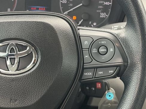 Certified 2025 Toyota Corolla Cross L FWD image 13