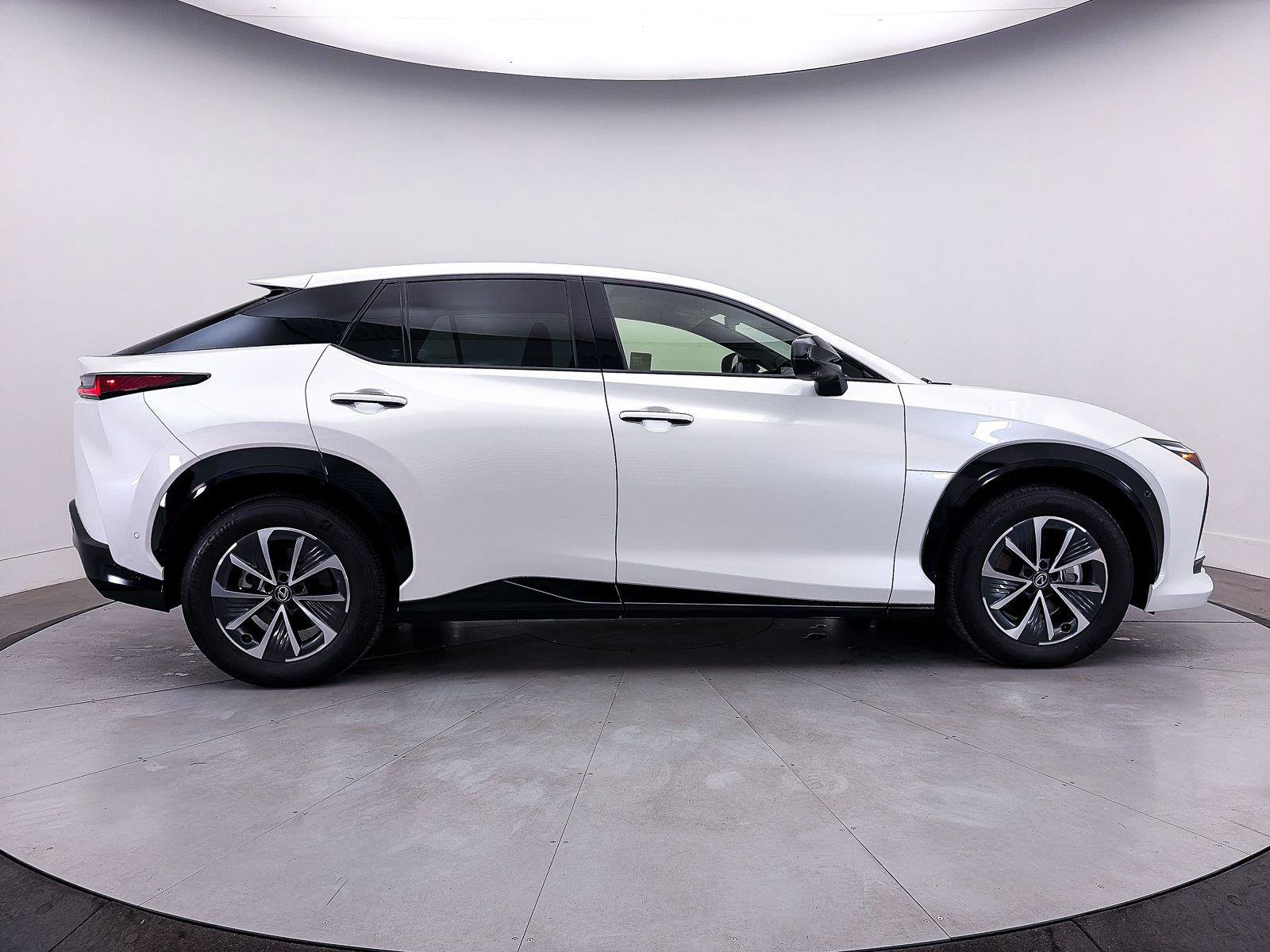 Used 2023 Lexus RZ 450e Premium w/ Technology Package AWD/4WD image 43