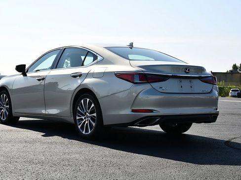 Used 2019 Lexus ES 350 w/ Premium Package FWD image 5