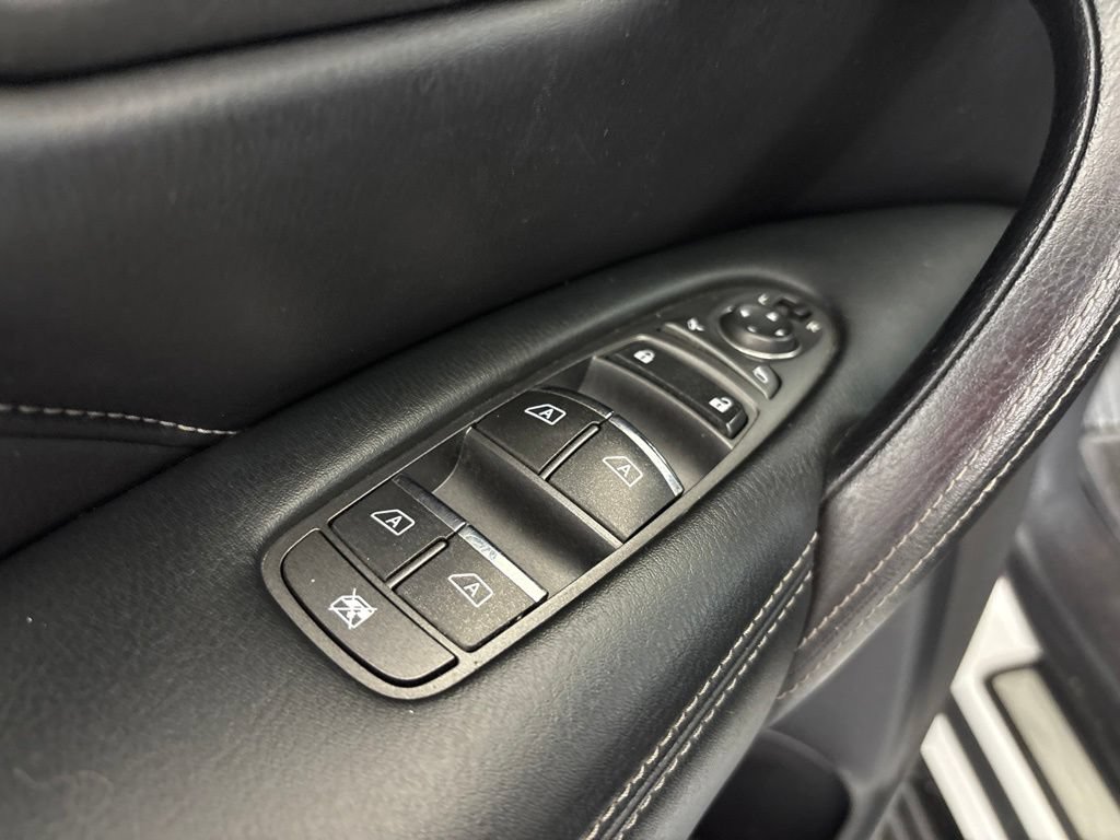 Used 2021 INFINITI QX80 Luxe w/ All-Season Package RWD image 19