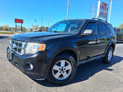 Used 2010 Ford Escape XLT FWD image 1