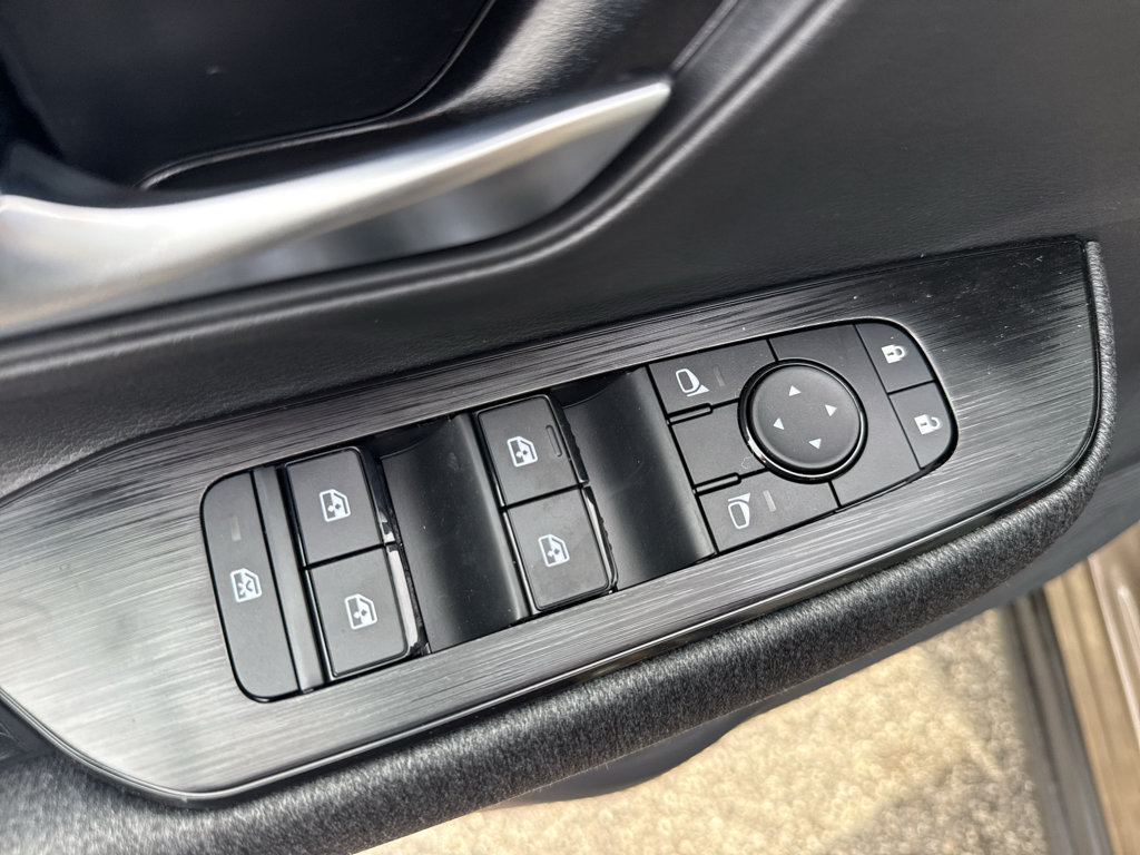 New 2027 Nissan Kicks SV AWD/4WD image 12