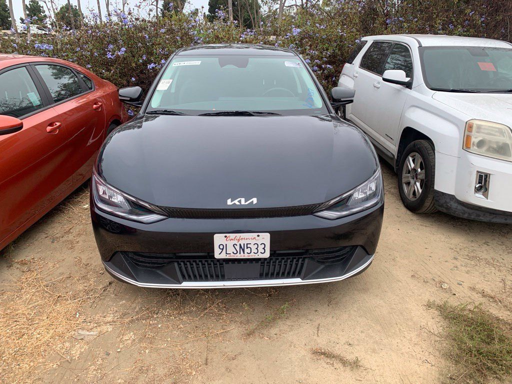Certified 2024 Kia EV6 Light RWD image 3