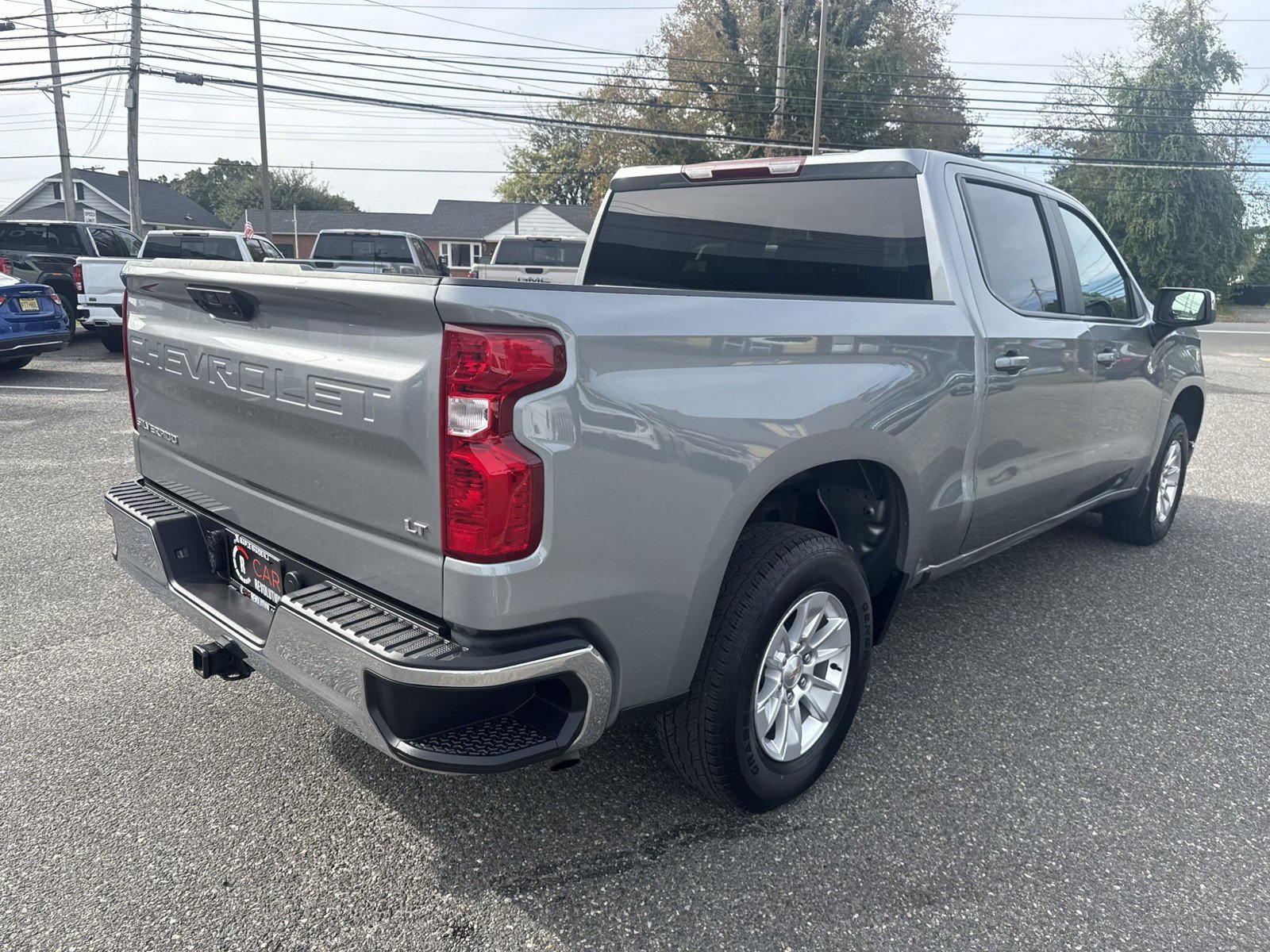 Used 2025 Chevrolet Silverado 1500 LT RWD image 3