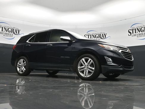 Used 2021 Chevrolet Equinox Premier FWD image 26
