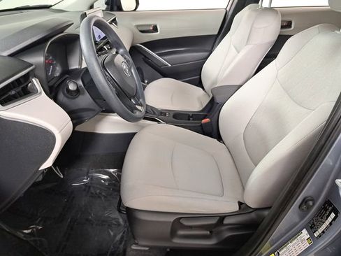 Used 2023 Toyota Corolla Cross L image 19