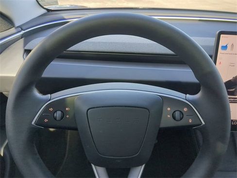 Used 2025 Tesla Model 3 Long Range image 26