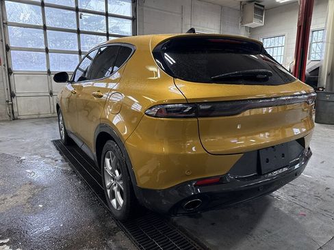 Used 2024 Dodge Hornet R/T image 4