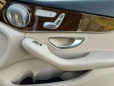 Used 2017 Mercedes-Benz C 300 Sedan image 28