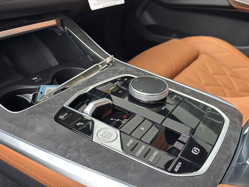 New 2026 BMW X5 sDrive40i image 23